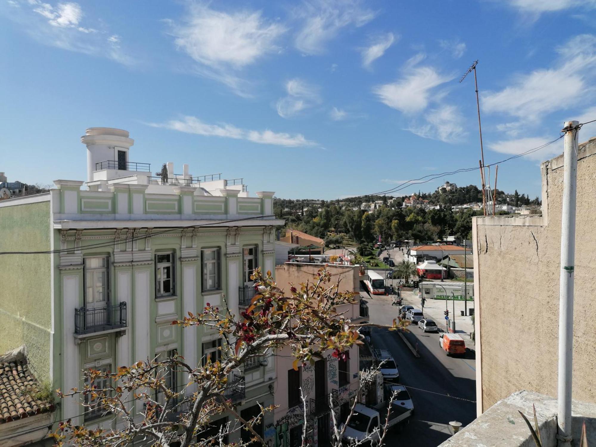 Thissio Room In The Apartmen Share Athen Exterior foto