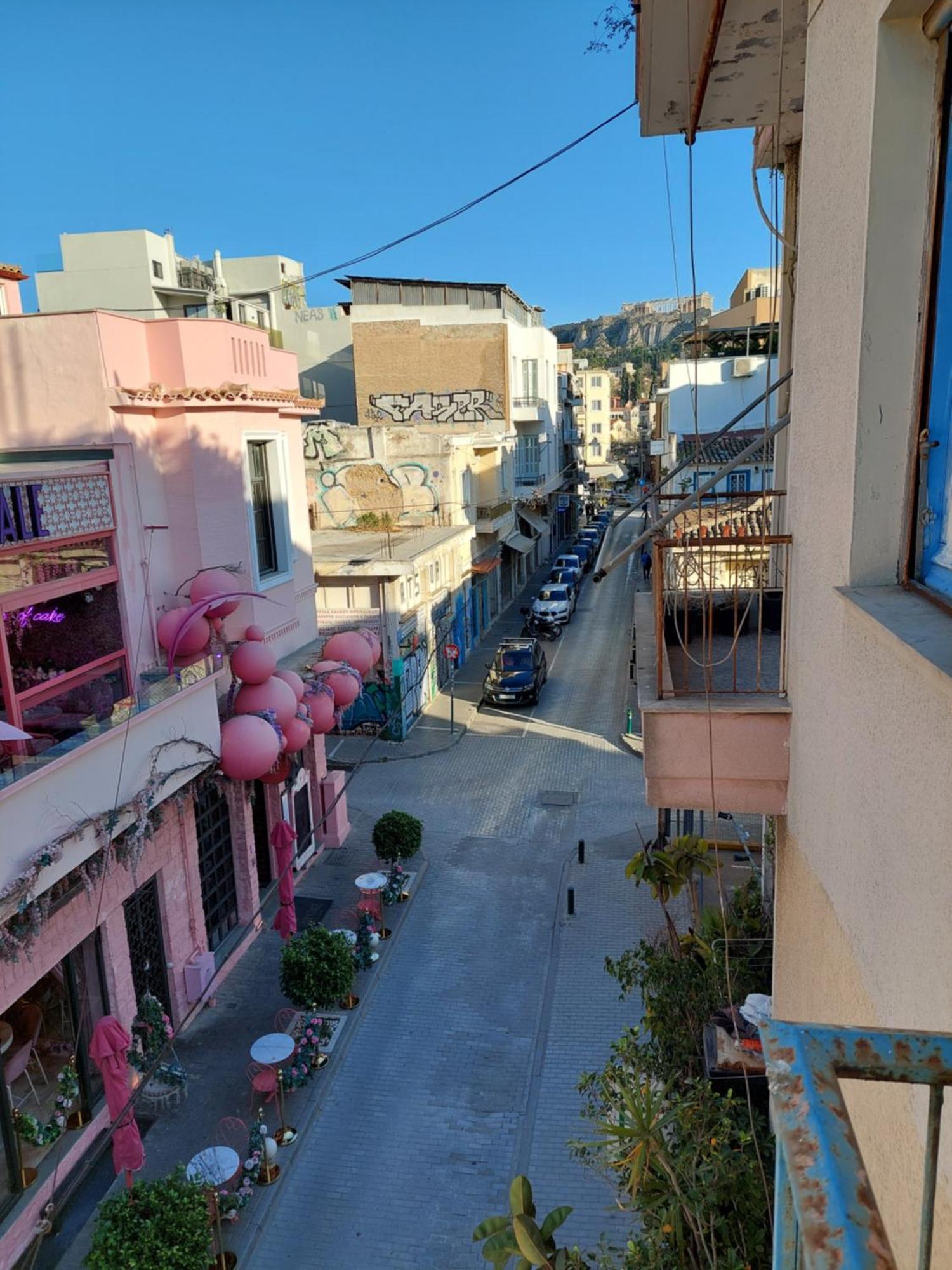 Thissio Room In The Apartmen Share Athen Exterior foto